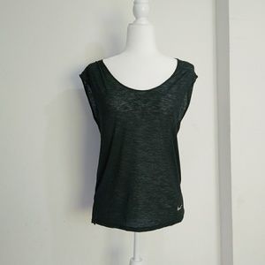 Nike dri fit sleeves less black t shirt
Size S